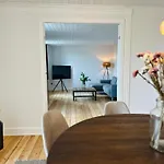 Og Rummelig I Vejle