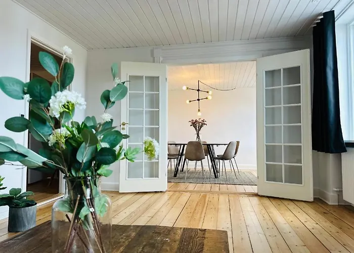 Og Rummelig I Apartamento *